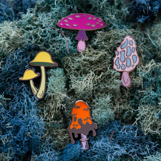 Psychedelic Mushroom Set with 4 Pins